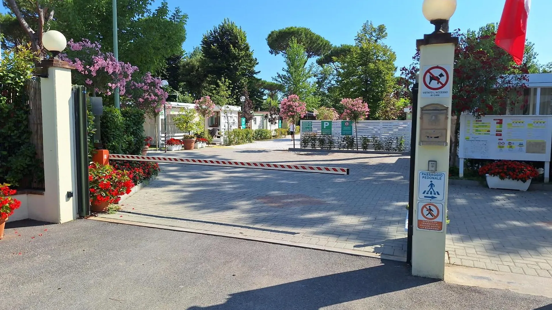 Hotel Camping Parco Vacanza Partaccia 2 à Marina di Massa Italie